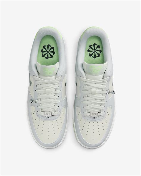 Sapatilhas Nike Air Force 1 '07 Next Nature SE para mulher.